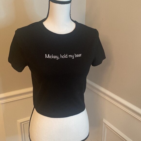 Wild Fable Crop top Mickey Hold My Beer Size Medium - Picture 1 of 6